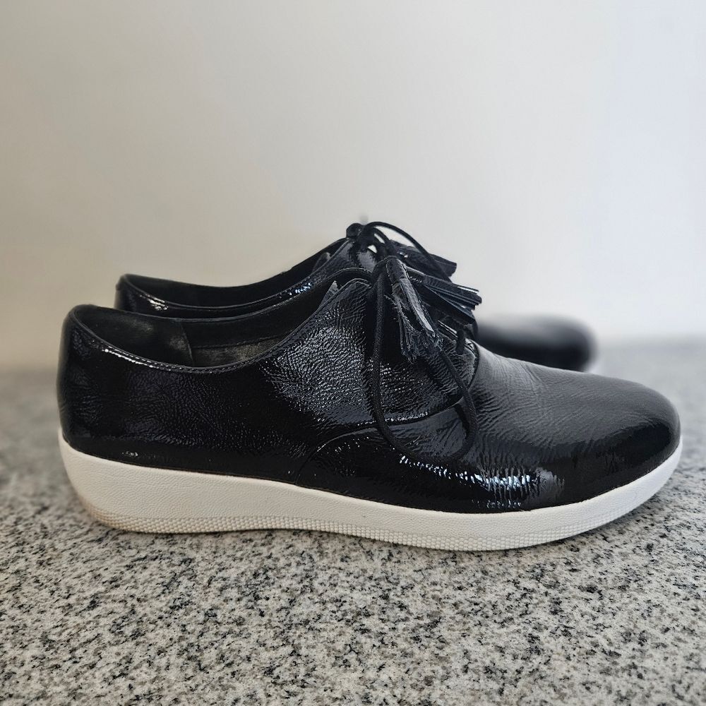 FitFlop Womens US 10 EU 42 Black Patent Leather Lace Up Tassel Super Oxford Shoe